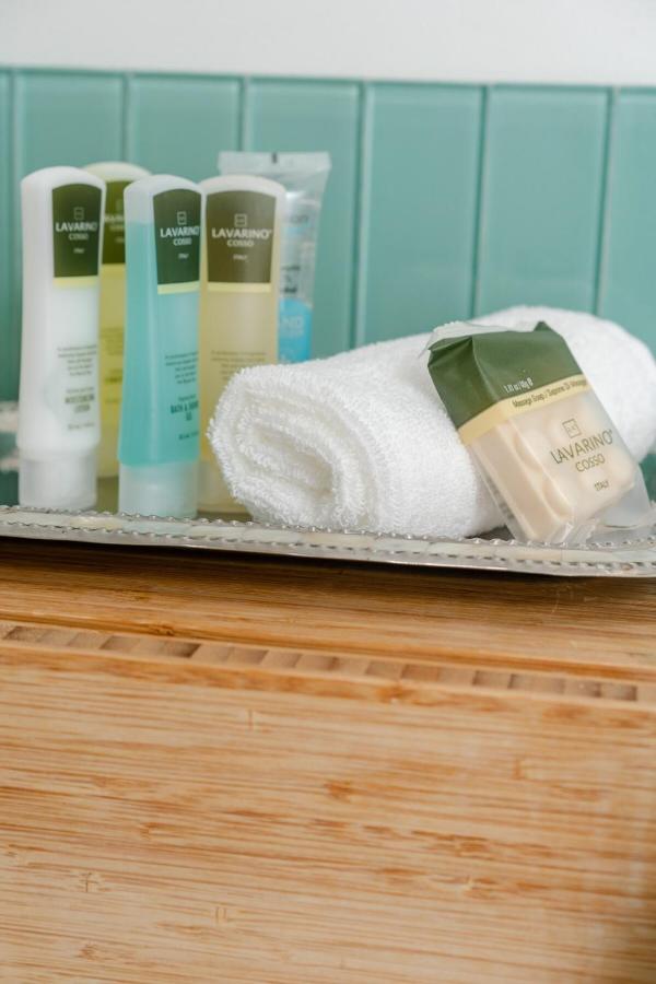 Venice Beach Cottage Retreat - 3