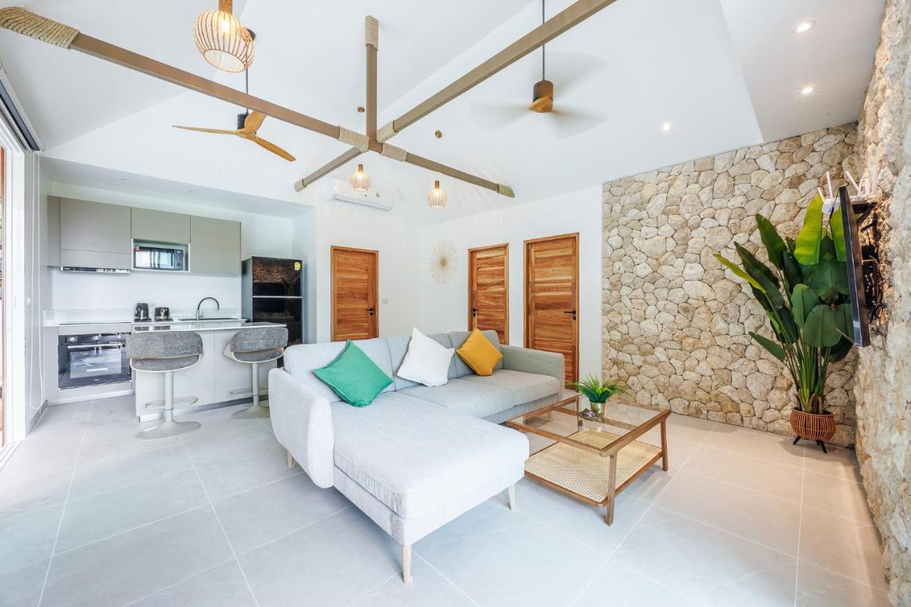 Baan Saint-Tropez Seaview Villas Kata Beach - 4