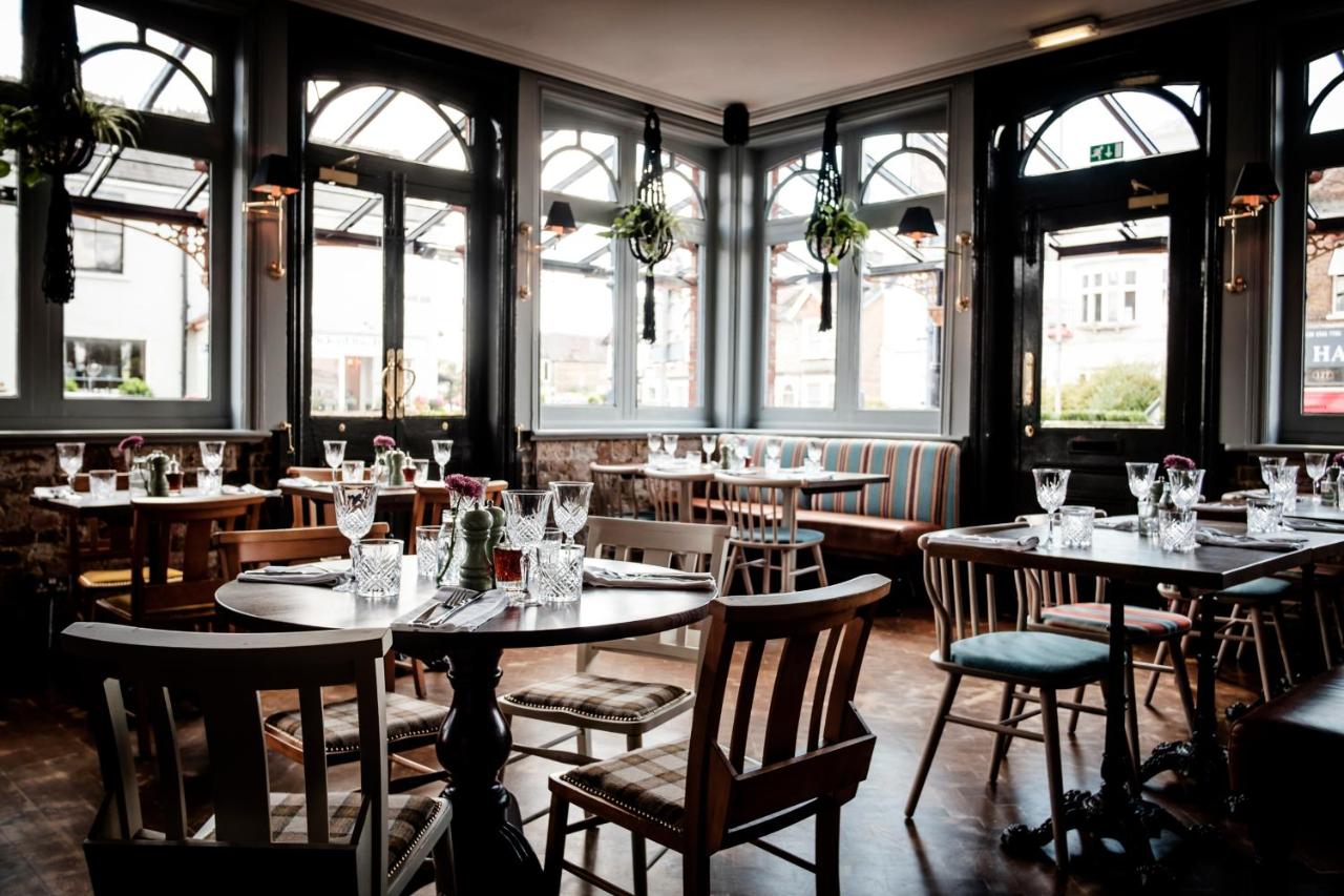 The Queen S Head キングストン アポン テムズ 22年 最新料金