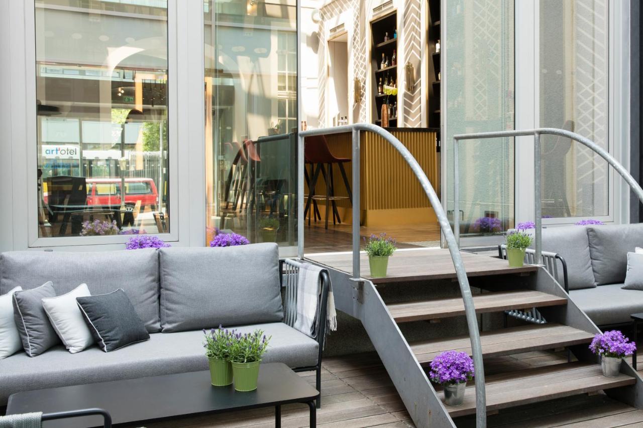 art'otel berlin mitte, Powered by Radisson Hotels photo