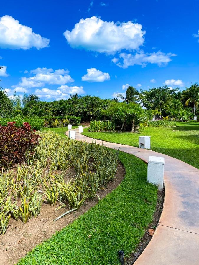 Punta me Luxury Apartment Beach front - 4