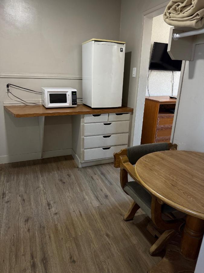 Apple Valley Motel — photo 12