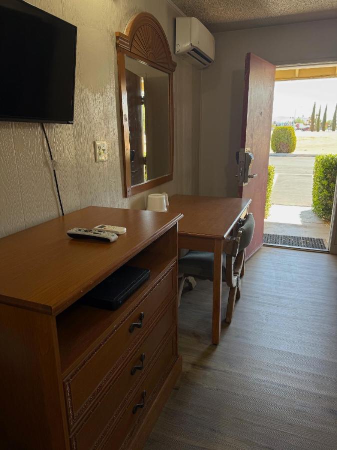 Apple Valley Motel — photo 13