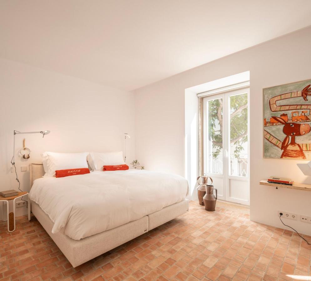 Danna Portuguese Design House Porta 10 - 3