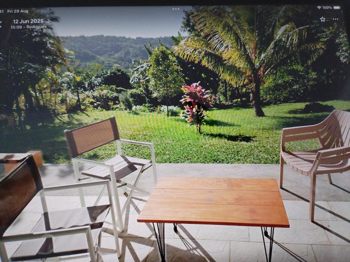 Mouck's Paradise - 2