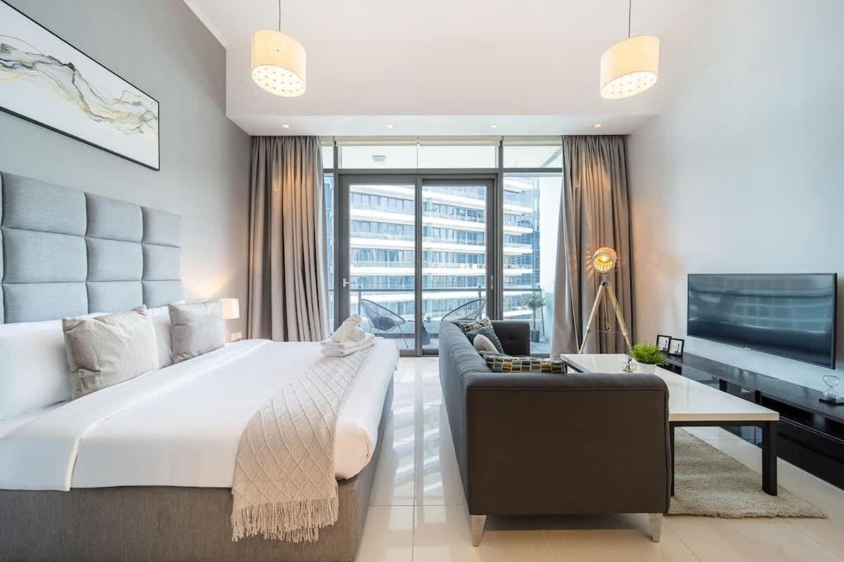 Airstay - Studio - Canal Views - Near Marina Mall - Monthly Offer Available - 2