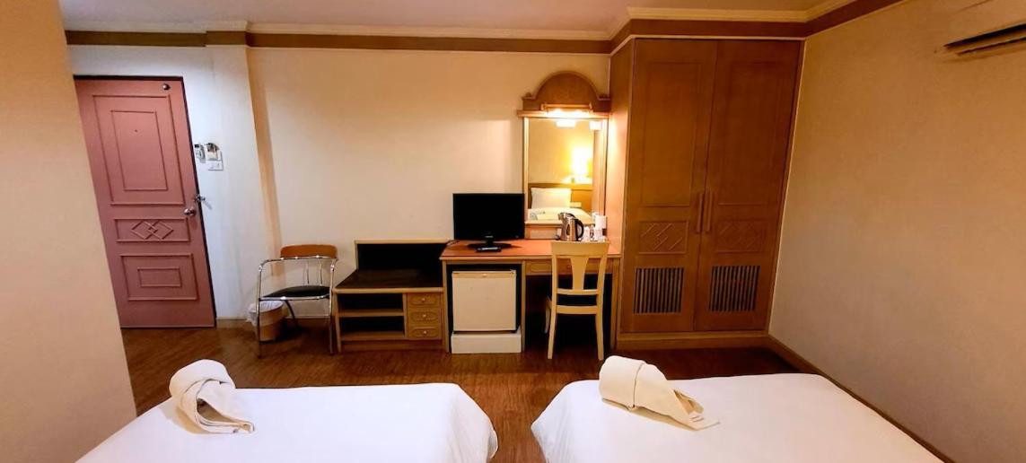 Neptuna Kata Beach - 2