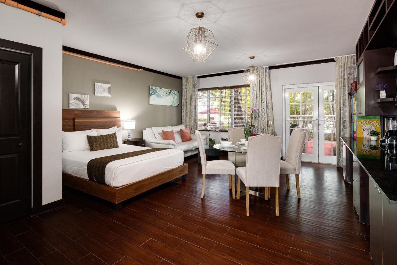 Tradewinds Hotel Apts — photo 2