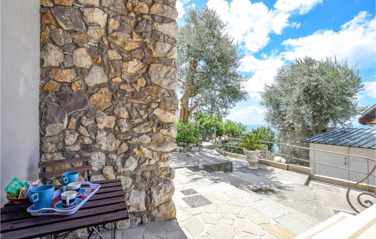 Amazing Apartment In Massa Lubrense - 2