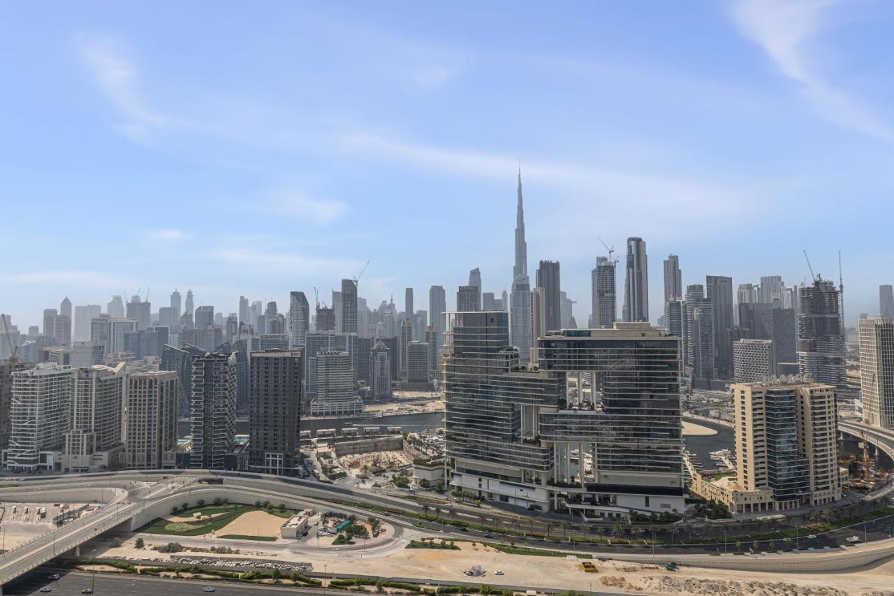 BLVD - Damac Paramount with Burj Khalifa View