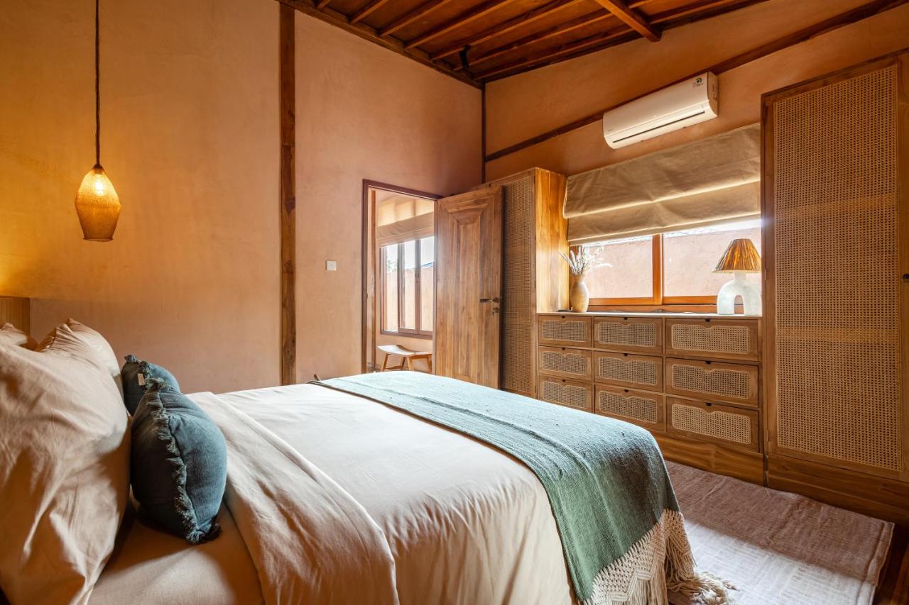 Villa Spring - Seasons - 2