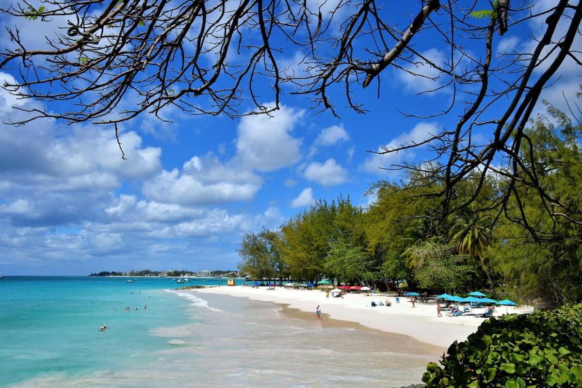 CoralStone Escape near beach and airport with private garden - 4