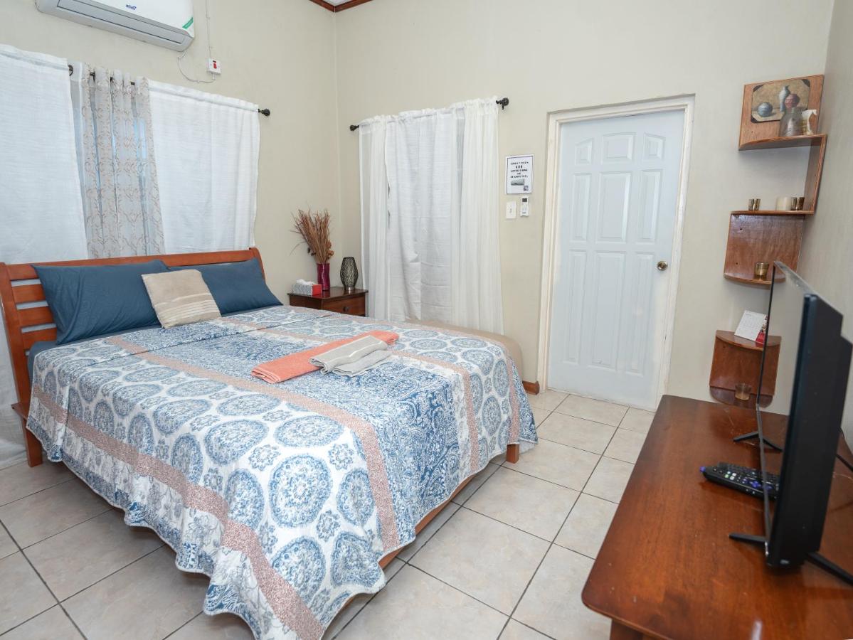 The Residence Portmore Apartments - 2