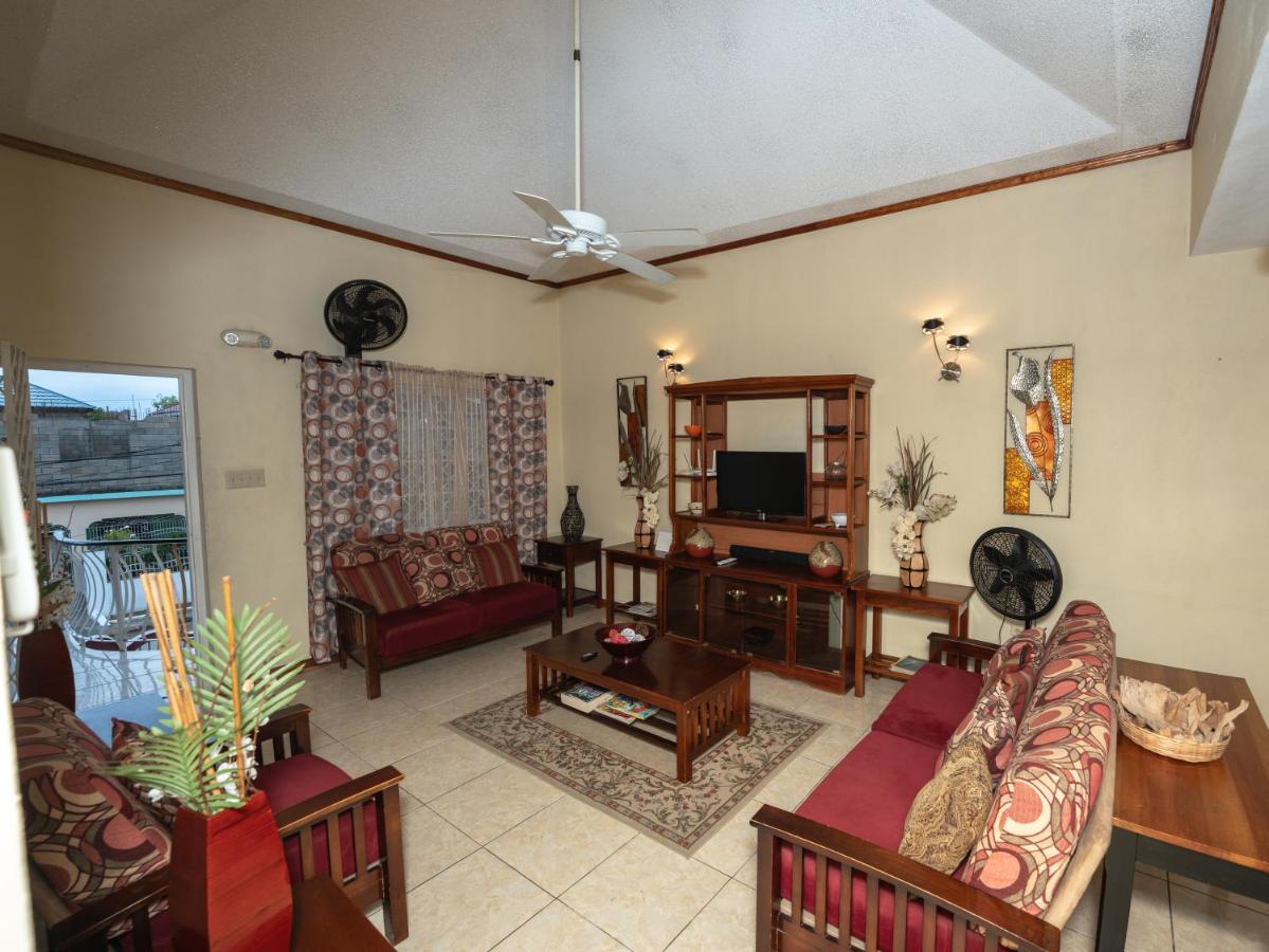 The Residence Portmore Apartments - 5