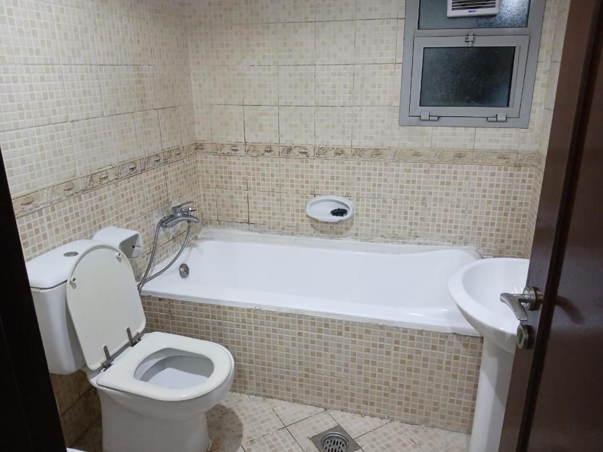 shared apartment - 3