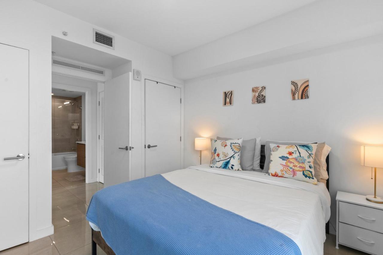 Luxury Pent House with Downtown Views - 2