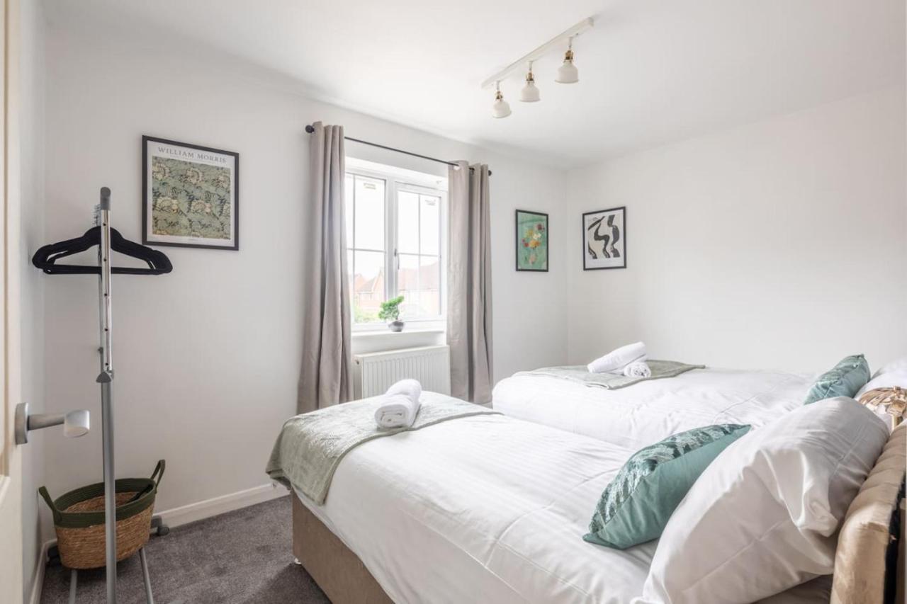 Stylish 2-Bed Home in Cambridge - 2