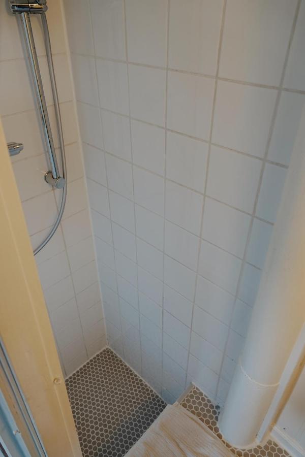 City center Amstel river Houseboat Kom en Zie - 3