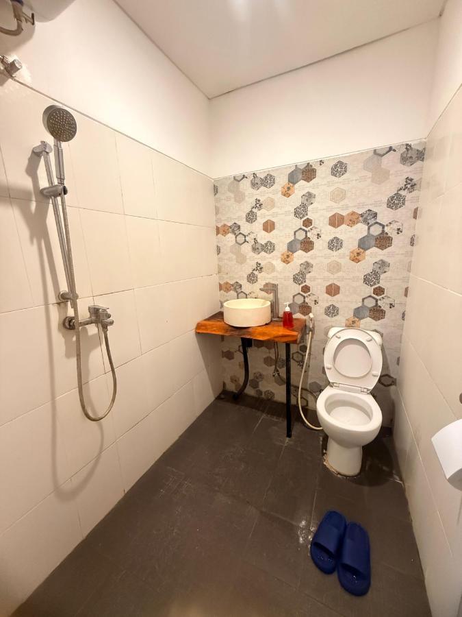 Home Stay Room in Bali Near Sanur Beach - 4