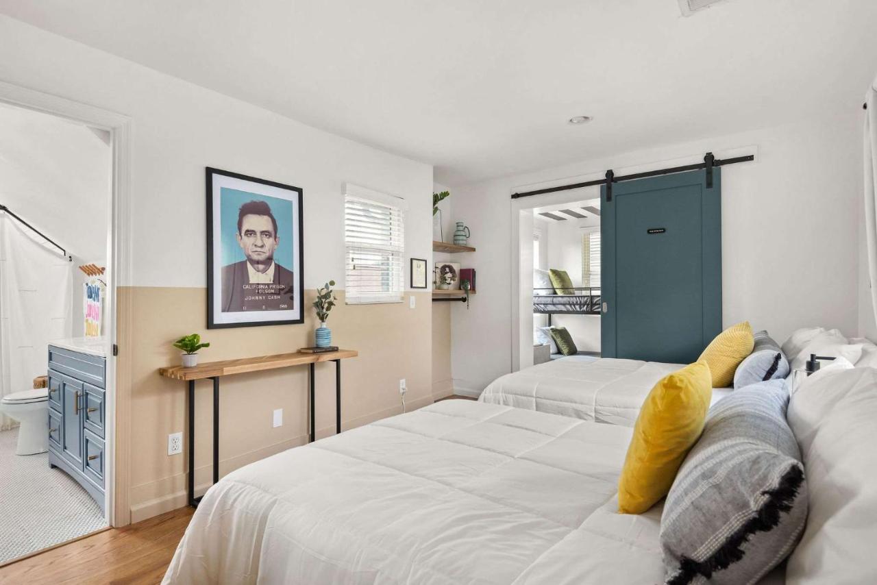 Dolly Johnny Willie Inspired Home 5 min from - 5