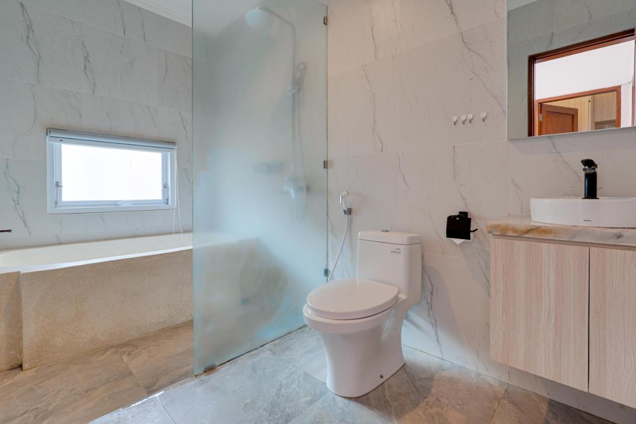 Stylish 2BR Villa Taman Seminyak 52 near Beach - 3