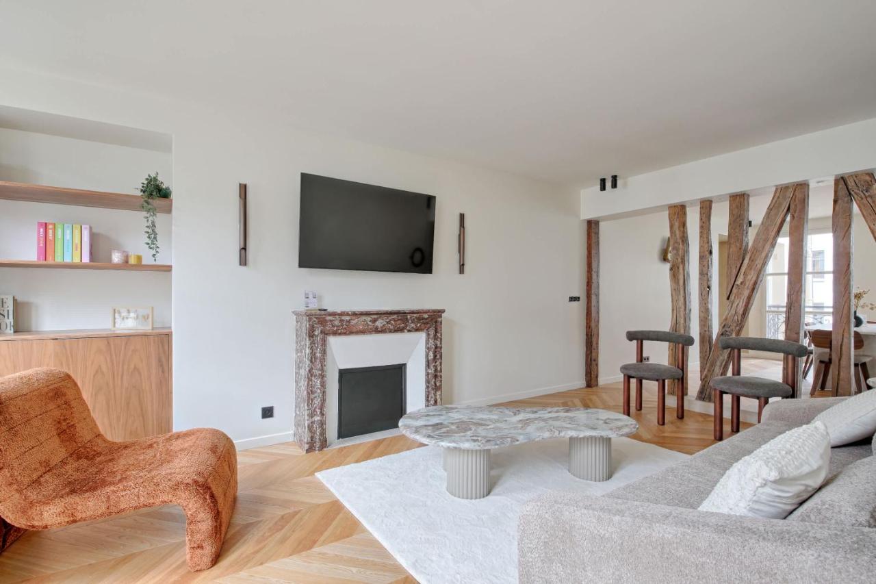 Heart Marais Luxury 2BR AC by Melvane