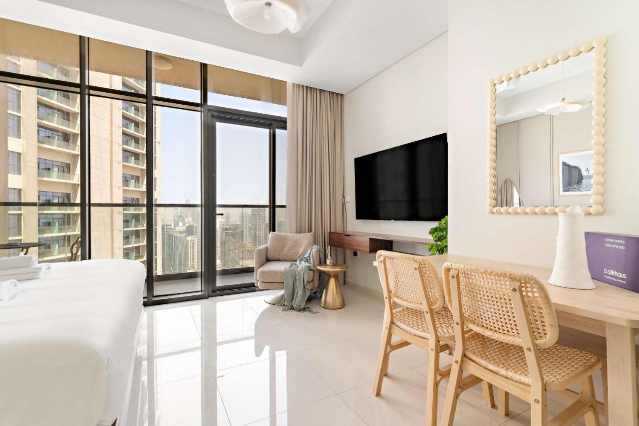 Silkhaus Vacation Homes Studio Escape in Business Bay - 2