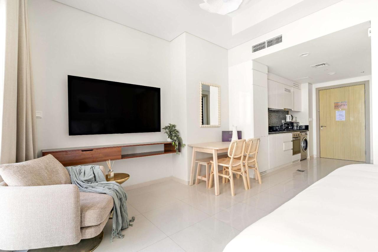 Silkhaus Vacation Homes Studio Escape in Business Bay - 4