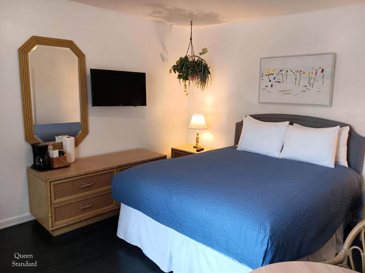 The Cozy Inn — photo 12