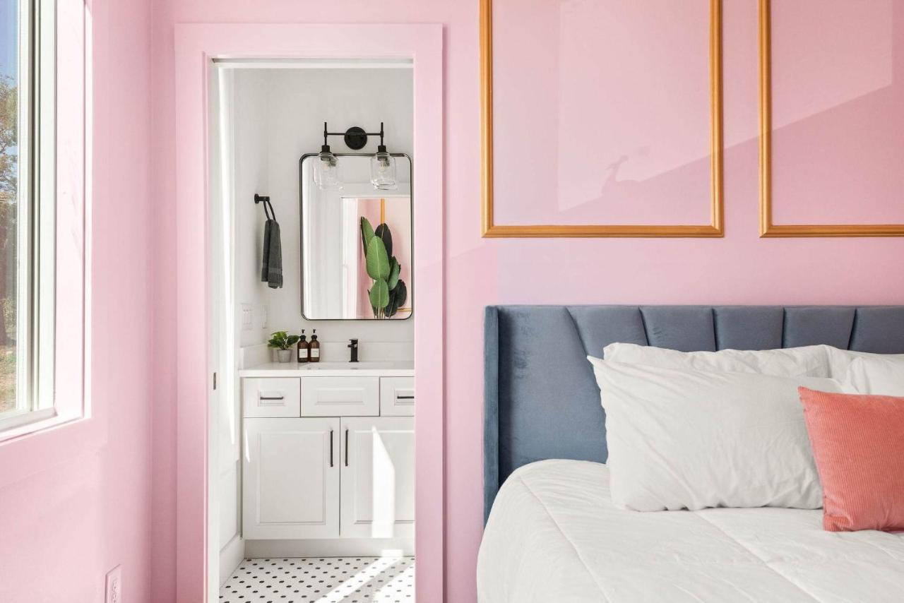 The Jolene Bubbly Bar with Views 5min to DT - 5