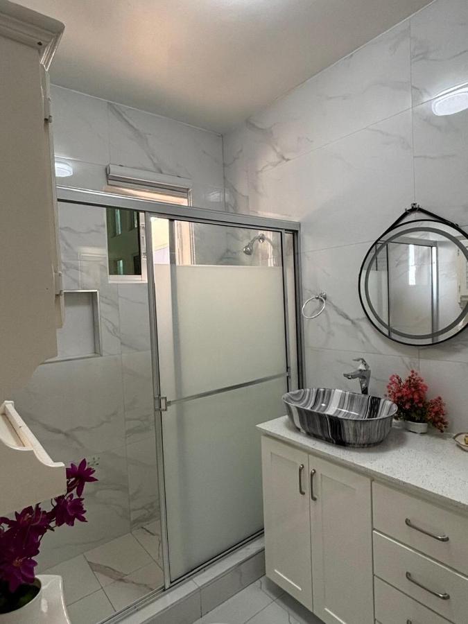 360 Rokview Suites Cozy 1BR Private Suite - 4