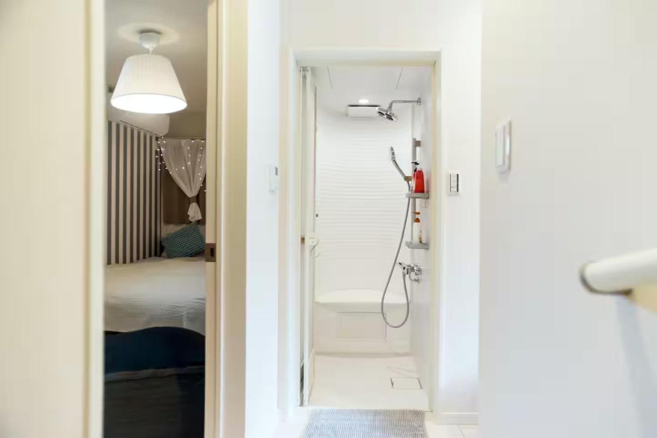 Exhibit Homestay 10ppl 3 stops to Shinsaibashi - 4