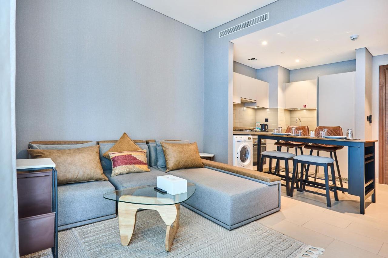 STAY BY LATINEM Luxury 1BR Holiday Home CVR B 602 near Downtown - 5