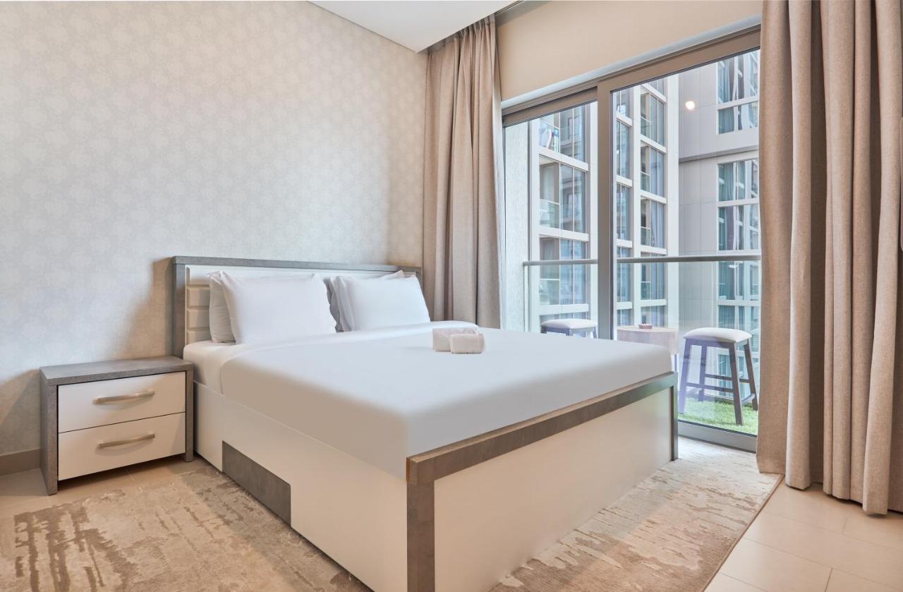 STAY BY LATINEM Luxury 1BR Holiday Home CVR B 602 near Downtown - 2