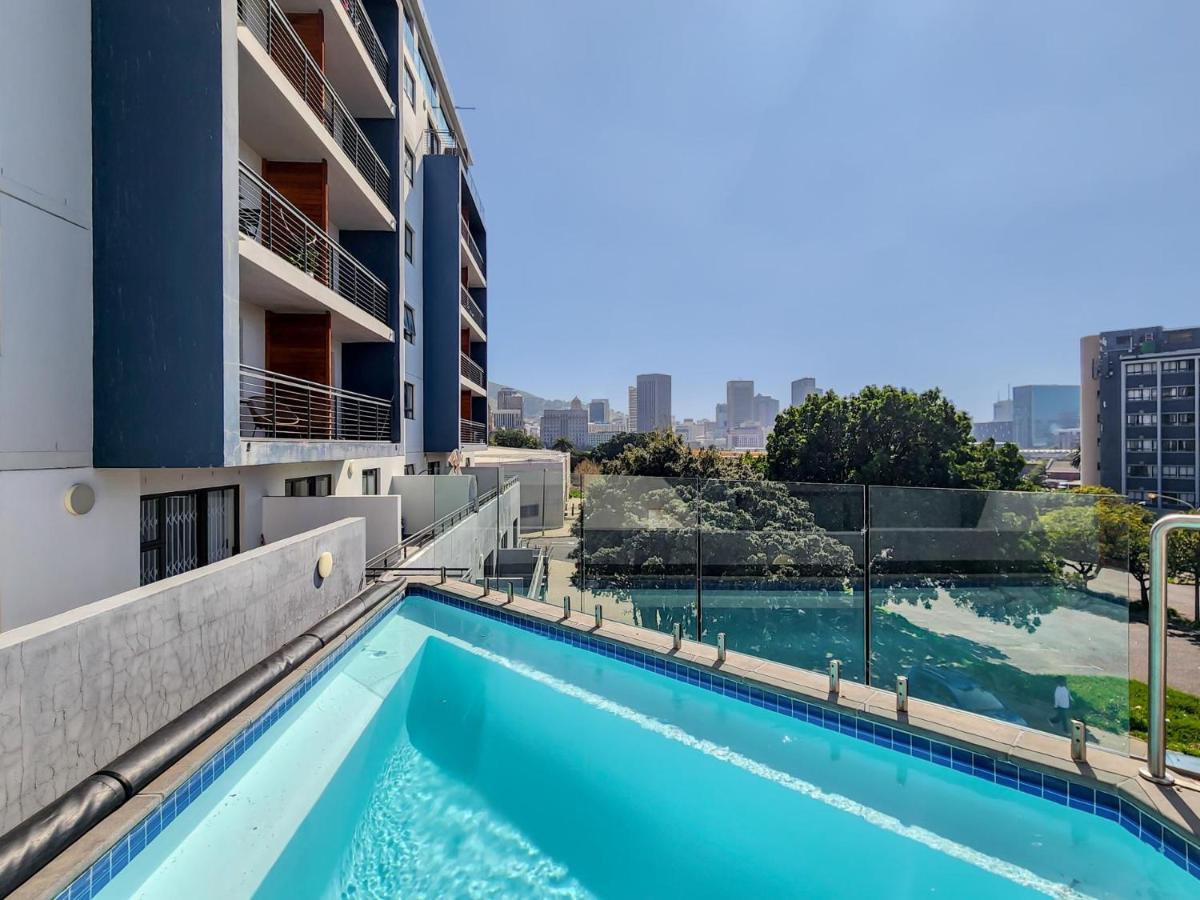 Castle Rock Apartment with Table Mountain Views - 4