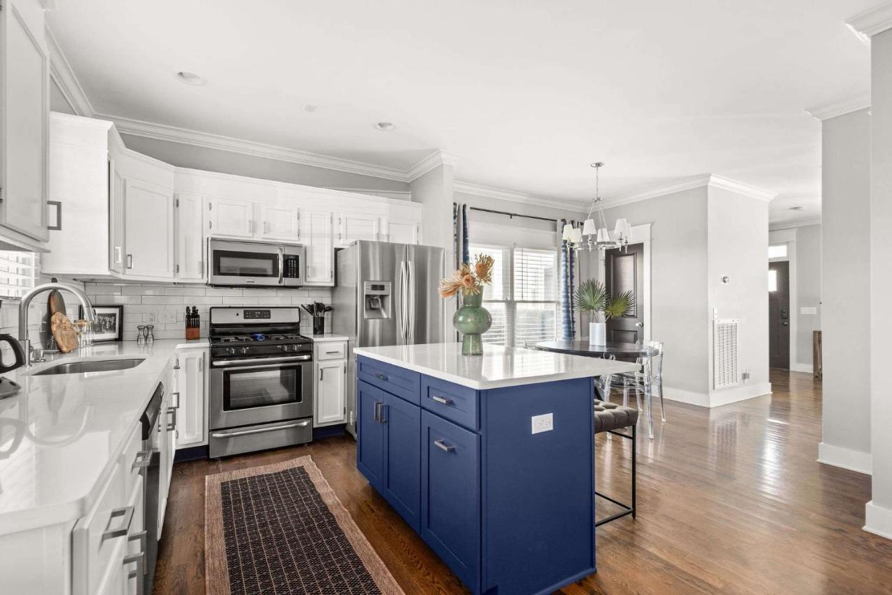 Walkable Nations Retreat Rooftop & Near Broadway - 3