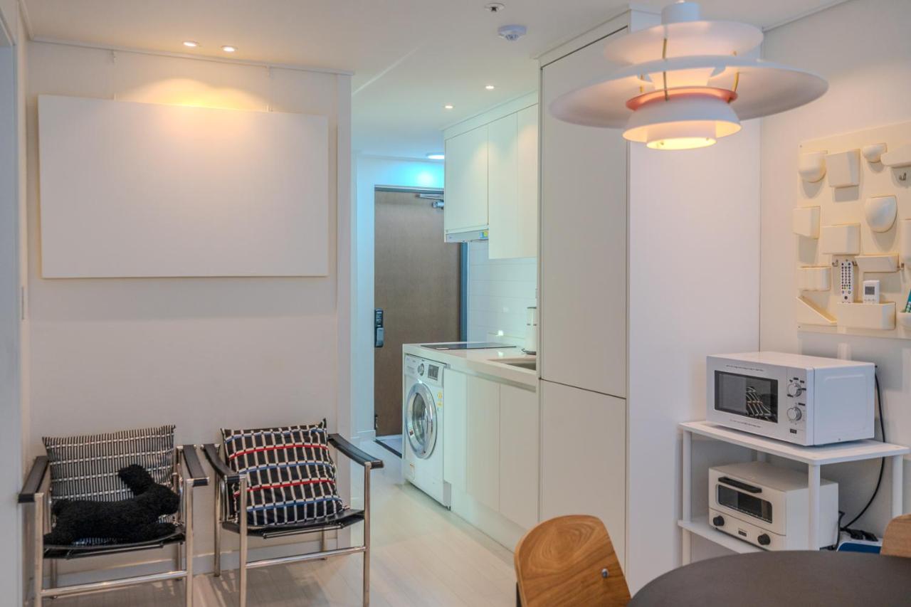 Stay in Seoul , Quiet & Cozy Guesthouse 5min walk from Seoul Station, Self Check in - 4