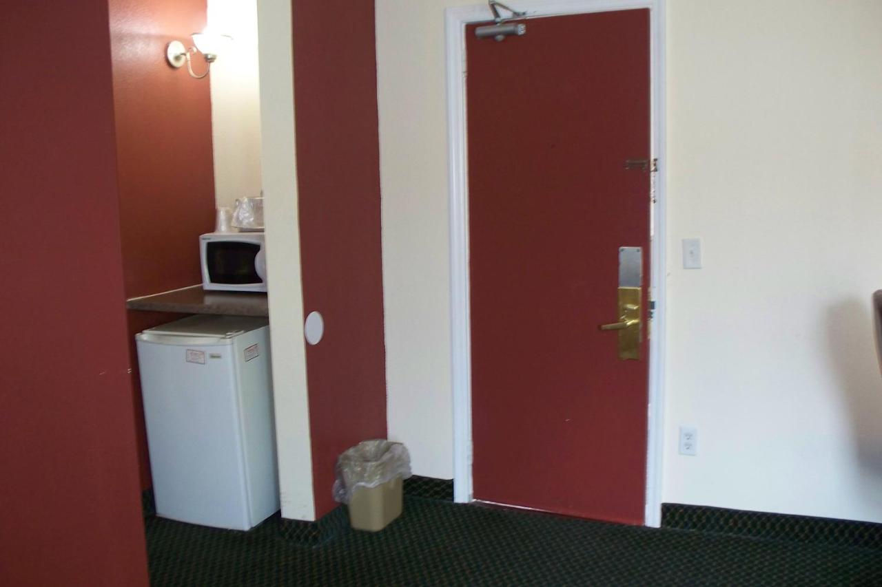 Budget Inn 4U — photo 19