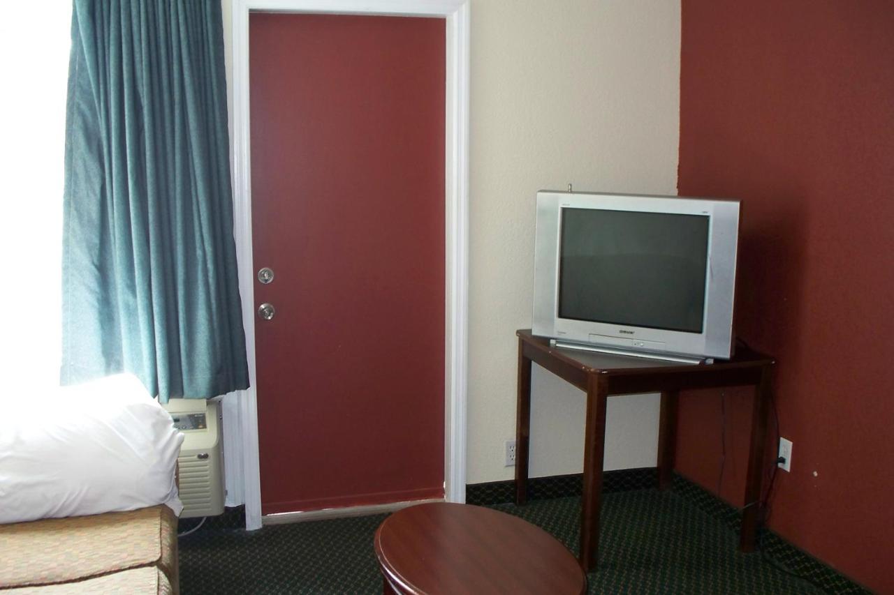 Budget Inn 4U — photo 22
