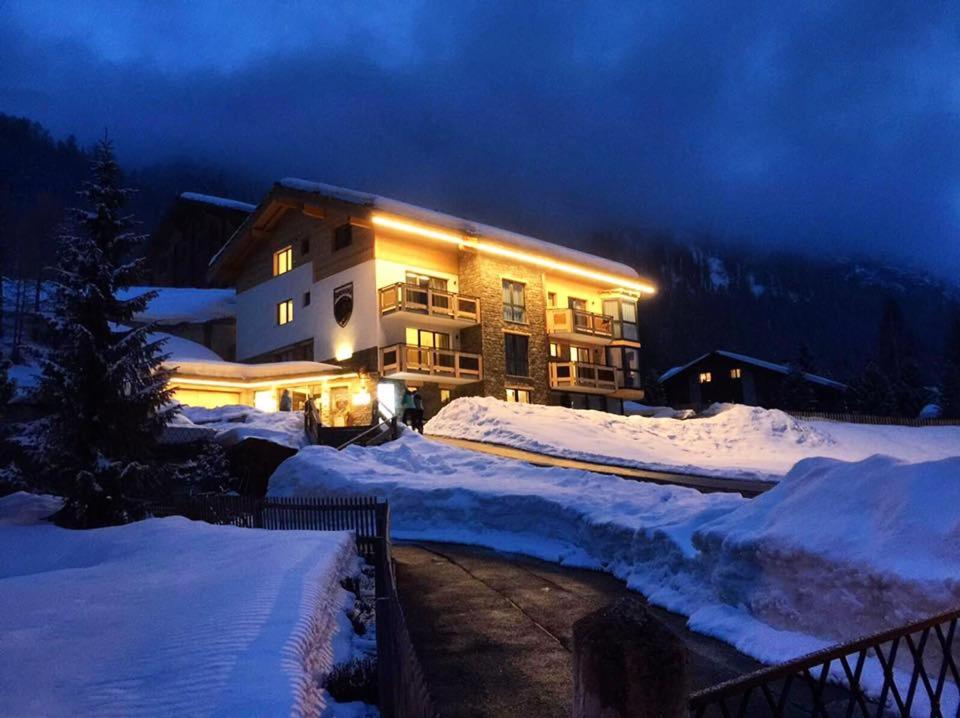 Panorama Ski Lodge photo