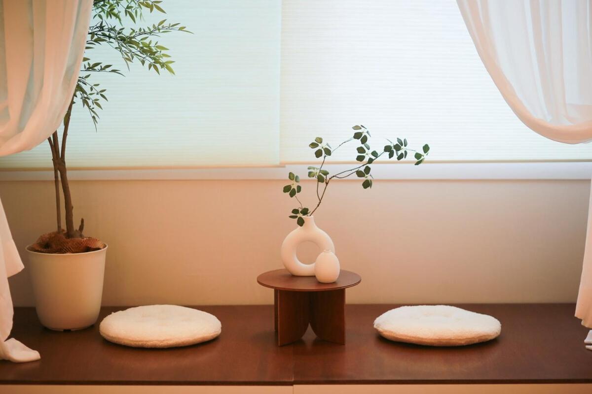 Near Hongik University Station and Mangwon Market Spacious living room and special tea room - 3