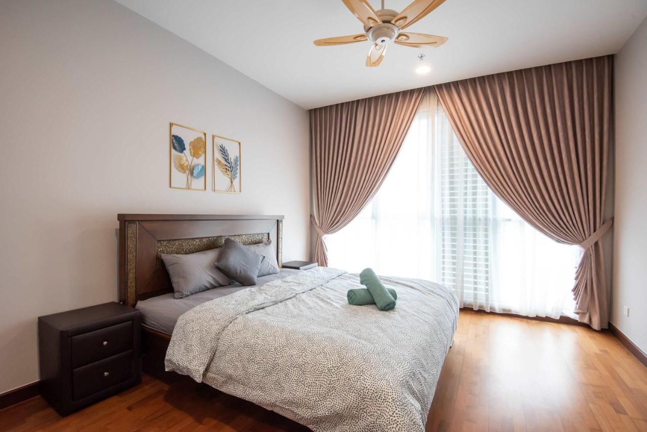 Chic 3BR Somerset Apt Near Legoland & Harbour - 2