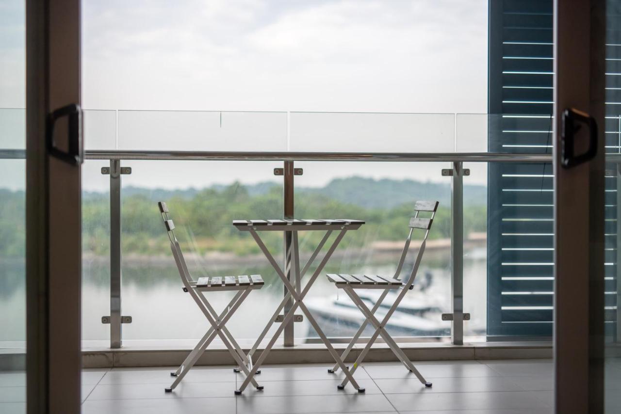 Chic 3BR Somerset Apt Near Legoland & Harbour - 5