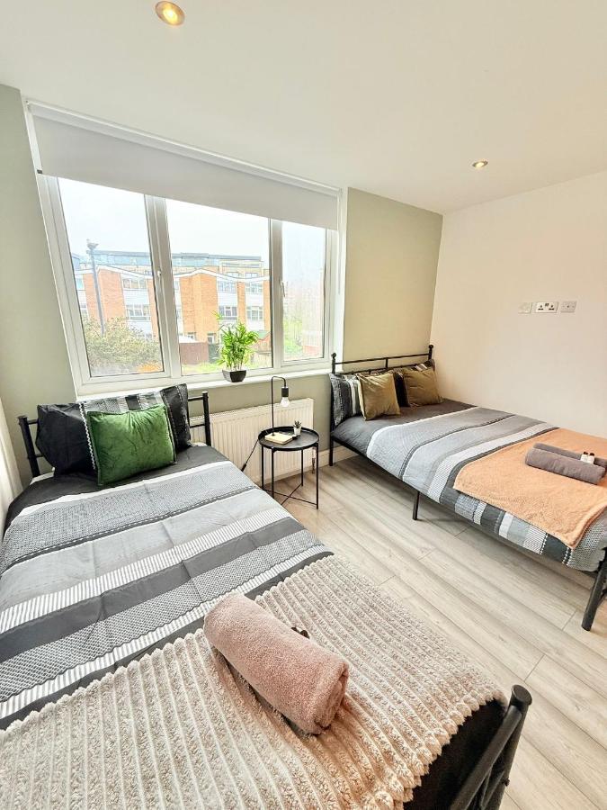 15 min to Central London Guest Suites 22 - 2