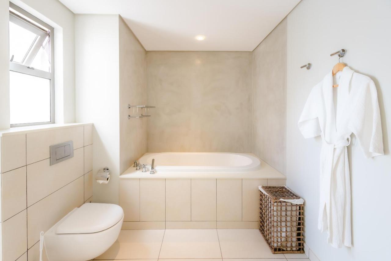 Anahita Villa Lagoon - 3