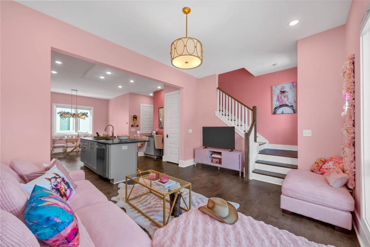 Bright 3BR East Nashville Retreat 10 min to Broadway - 3