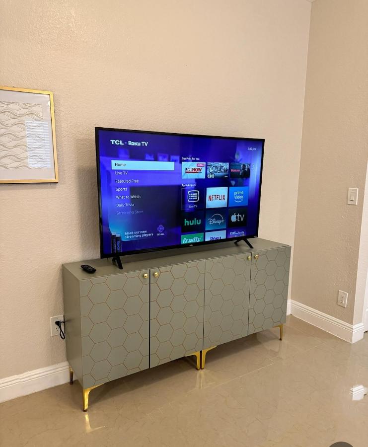 Downtown Miami full apartment with kitchen - 4