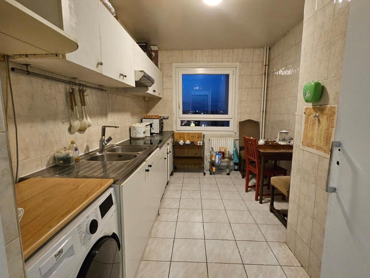 Chambres lumineuses avec vue sur Paris Montmartre - 4