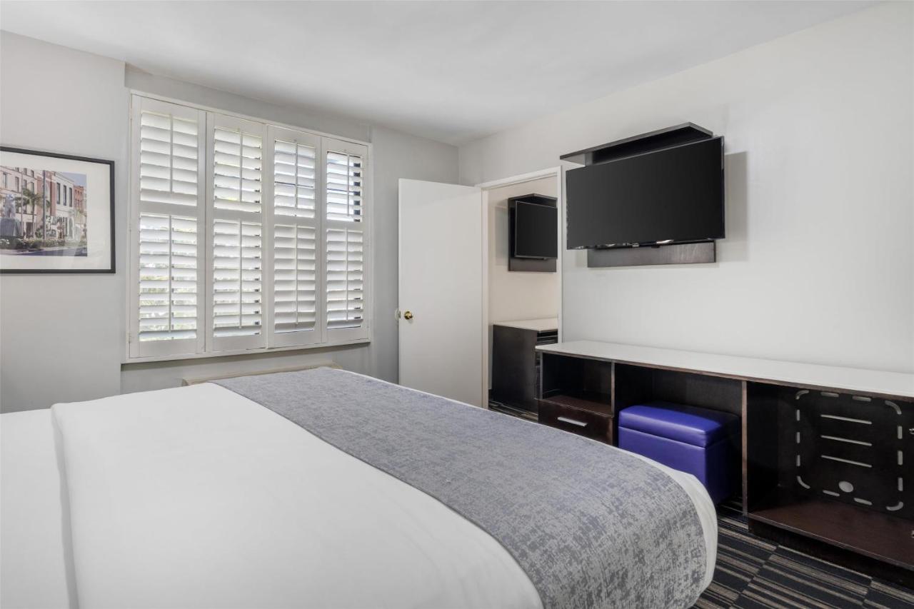 SureStay Hotel by Best Western Beverly Hills West LA - 5