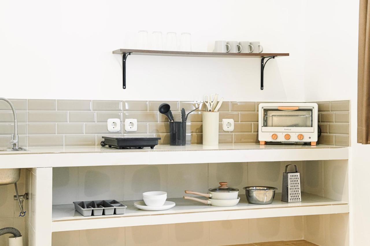 Dip & Doze Living - 5